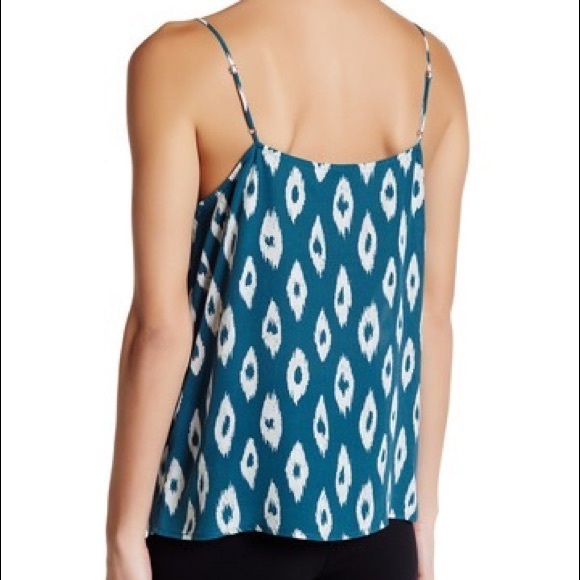 Equipment Layla Silk V-neck Cami Top size XS - Picture 2 of 8